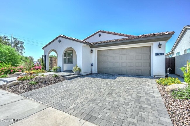 17141 W Middlebury St in Surprise, AZ - Building Photo - Building Photo
