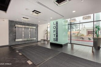 535 W Thomas Rd in Phoenix, AZ - Building Photo - Building Photo