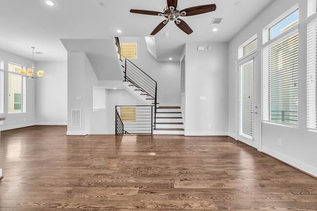 property at 1724 Ovid St