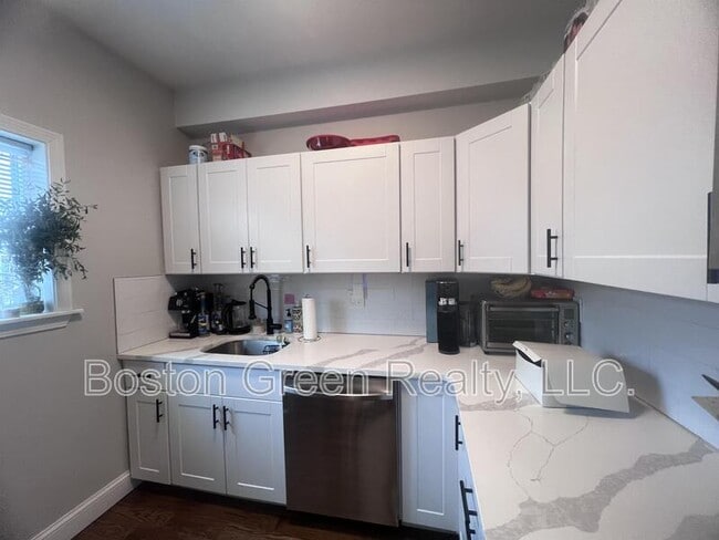 726 E 2nd St in Boston, MA - Building Photo - Building Photo