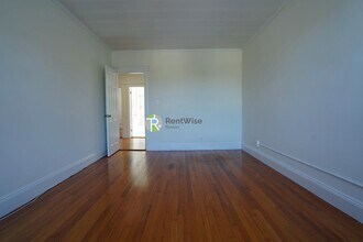 1848 Commonwealth Ave in Boston, MA - Building Photo - Building Photo
