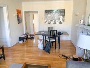 2210-22 Maple Ave. in Evanston, IL - Building Photo - Building Photo