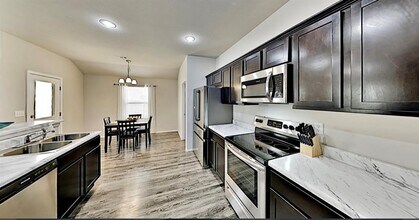 4307 SW Laurel Hill Ave in Bentonville, AR - Building Photo - Building Photo