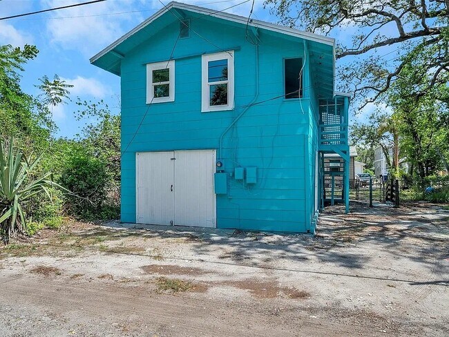 3454 14th Ave S, Unit 2 in St. Petersburg, FL - Building Photo - Building Photo
