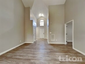 5020 Osage Cir in Charlotte, NC - Building Photo - Building Photo