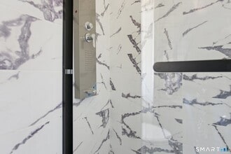 215-219 Bank St in New London, CT - Building Photo - Building Photo