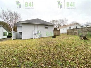 215 Poplar St in Hogansville, GA - Building Photo - Building Photo