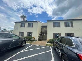 722 116th Ave N in St. Petersburg, FL - Building Photo