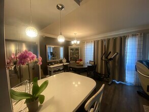 1651 S Juniper St, Unit 39 in Escondido, CA - Foto de edificio - Building Photo