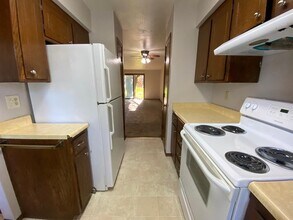 220 Swanton Rd in Madison, WI - Building Photo - Building Photo
