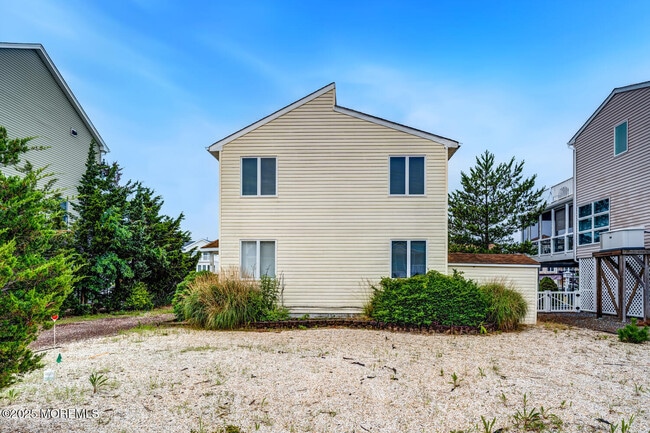 34 Kentucky Dr in Little Egg Harbor Township, NJ - Building Photo - Building Photo
