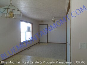 1116 Mazatlan Cir in Colorado Springs, CO - Foto de edificio - Building Photo