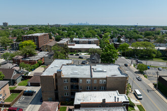 7635 Jackson Blvd in Forest Park, IL - Building Photo - Building Photo