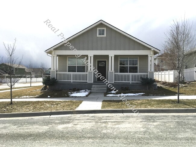 property at 2871 Alexis Ave