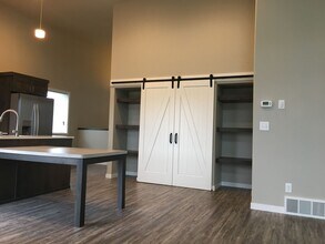 4542 13th St S in Moorhead, MN - Building Photo - Building Photo