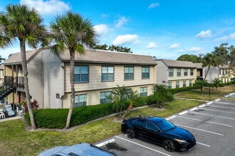Winding Lane Apartments in Largo, FL - Building Photo - Building Photo