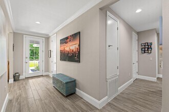 106 Hibernate Way in Freeport, FL - Foto de edificio - Building Photo