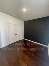 6355 Rustic Edge St in Godley, TX - Building Photo - Building Photo