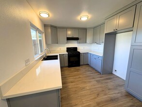 6635 Geranium Pl in Riverside, CA - Building Photo - Building Photo