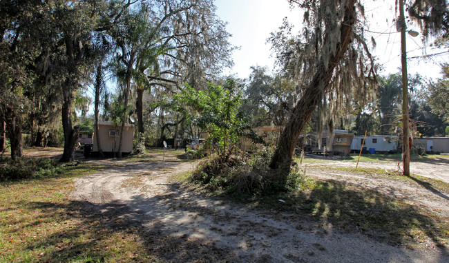 Duncan Mobile Home Park in Tampa, FL - Foto de edificio - Building Photo