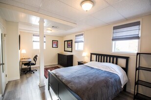 706 Rockland Ave, Unit B in Charlottesville, VA - Building Photo