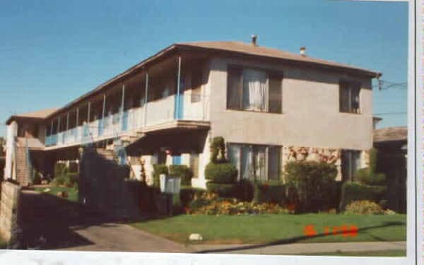 14827 Chadron Ave in Los Angeles, CA - Building Photo