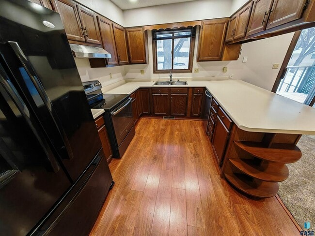 4504 S Cliff Ave in Sioux Falls, SD - Building Photo - Building Photo