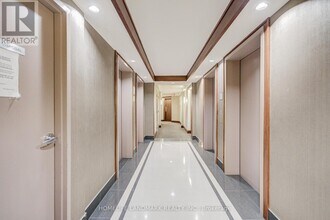 5-15 Northtown Way in Toronto, ON - Building Photo - Building Photo