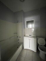 85 Stevens Ave, Unit 3 in Jersey City, NJ - Building Photo - Building Photo