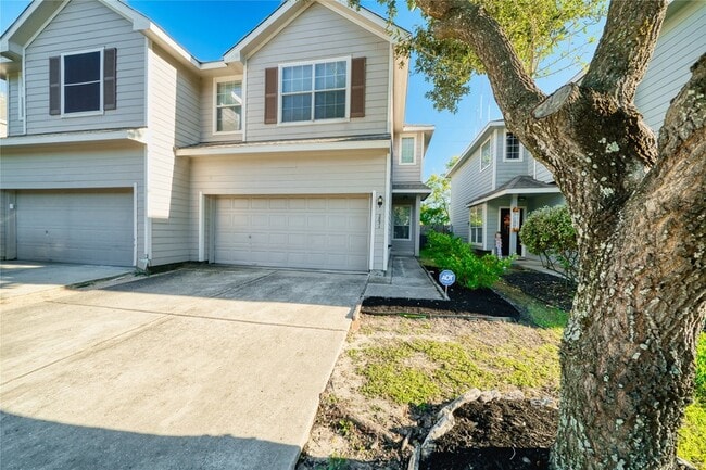 property at 2831 Hackamore Hollow Ln