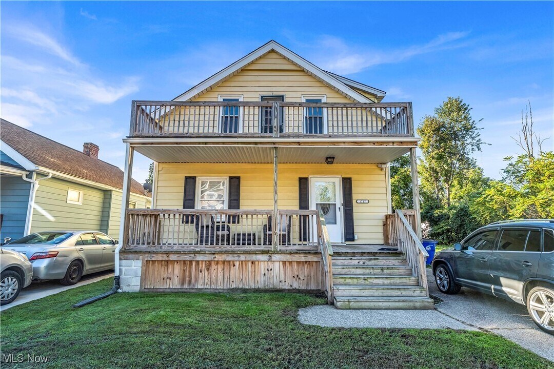 1717 Granby Ave in Cleveland, OH - Building Photo