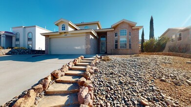 1404 Copper Ridge Dr in El Paso, TX - Foto de edificio - Building Photo