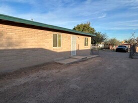 730 W 44th St in Tucson, AZ - Building Photo