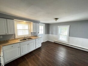 114 Jewett St in Manchester, NH - Building Photo - Building Photo