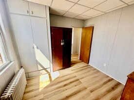 595 67th St in West New York, NJ - Building Photo