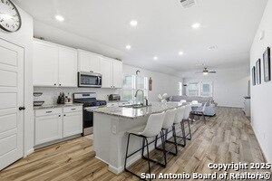 1308 Lydian Broom in San Antonio, TX - Building Photo - Building Photo