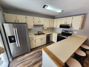 3830 Saxon Dr in New Smyrna Beach, FL - Building Photo - Building Photo