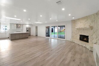 5602 Sylmar Rd in Houston, TX - Building Photo - Building Photo