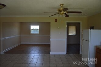 2166 Old Mountain Rd in Statesville, NC - Building Photo - Building Photo