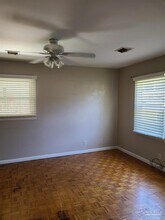 5560 Hibiscus Rd in Pensacola, FL - Building Photo - Building Photo