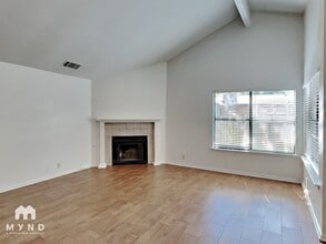 1107 Peach Tree Cove in Round Rock, TX - Foto de edificio - Building Photo