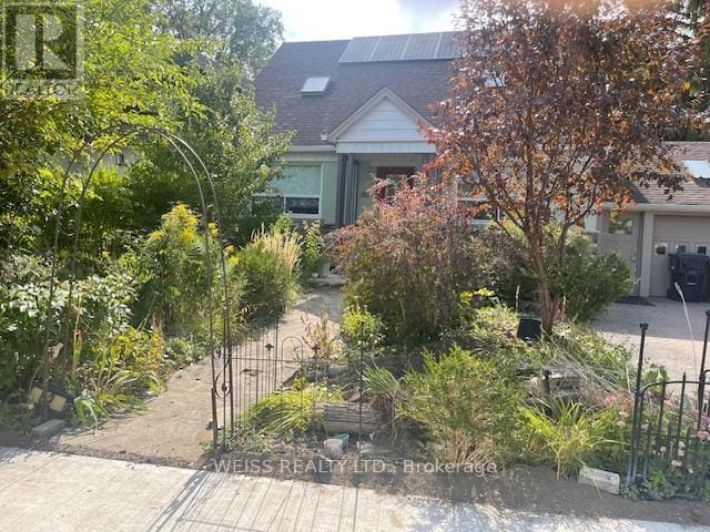 property at 82 King High Ave