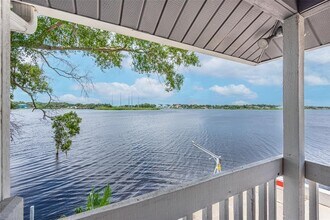 9901 Bay Dr in Gibsonton, FL - Building Photo - Building Photo