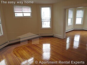 10 Garrison Ave in Somerville, MA - Building Photo - Building Photo