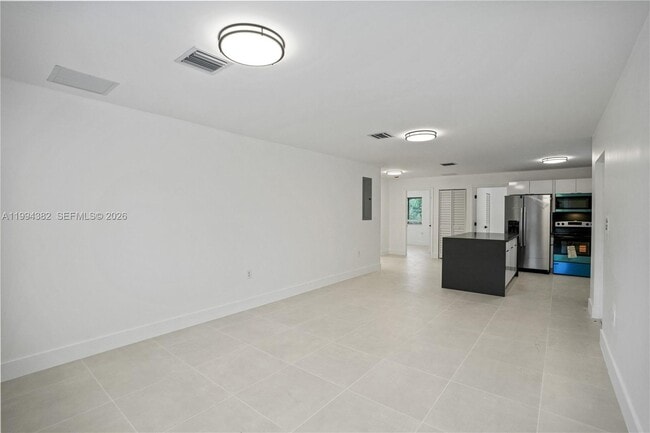 5823 NW 30th Ave in Miami, FL - Building Photo - Building Photo