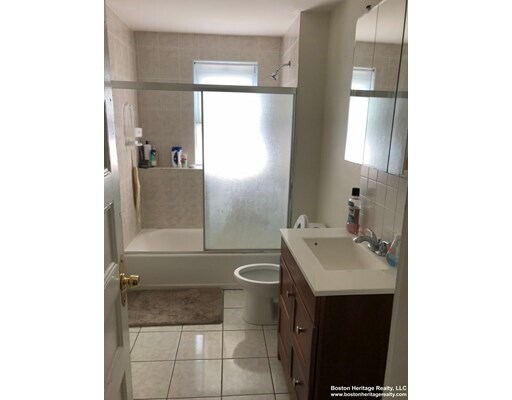 5 Kendall St-Unit -3 in Brookline, MA - Building Photo - Building Photo