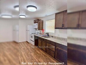 273 N Hale St in Grantsville, UT - Building Photo - Building Photo