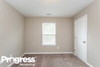 542 Fieldcrest Dr photo'