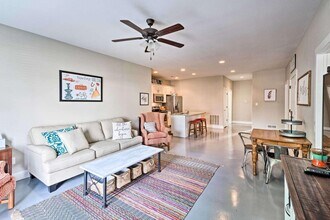 1117 Greenwood Alley in Bowling Green, KY - Foto de edificio - Interior Photo