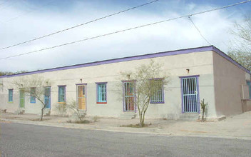 Barrio (por) in Tucson, AZ - Building Photo - Building Photo